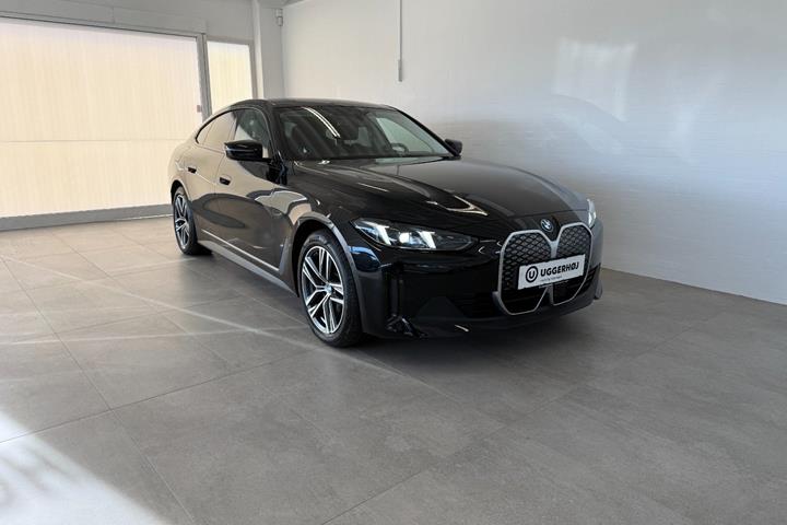 Sort BMW i4 fra 2025