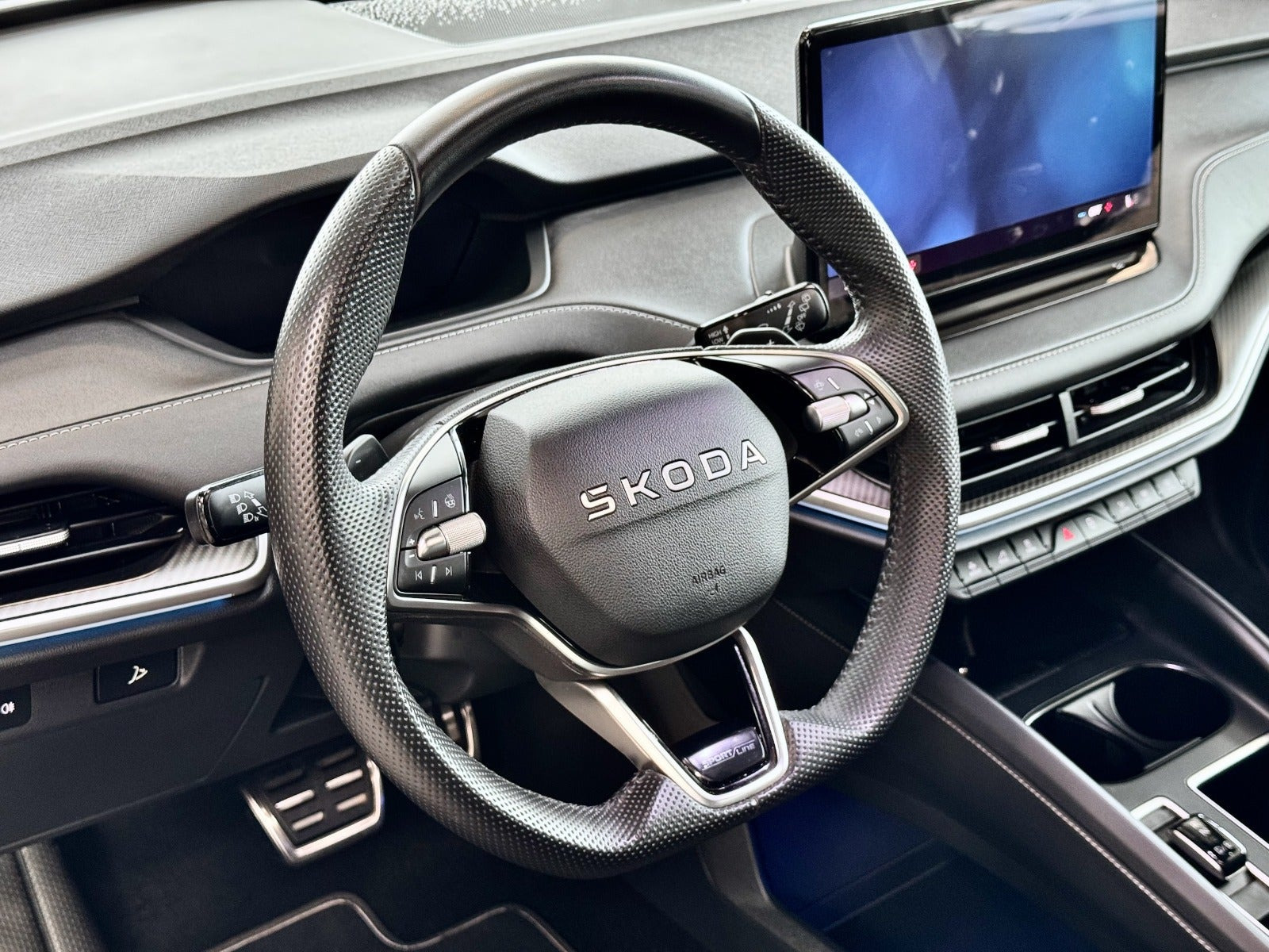 Sort Skoda Enyaq fra 2026