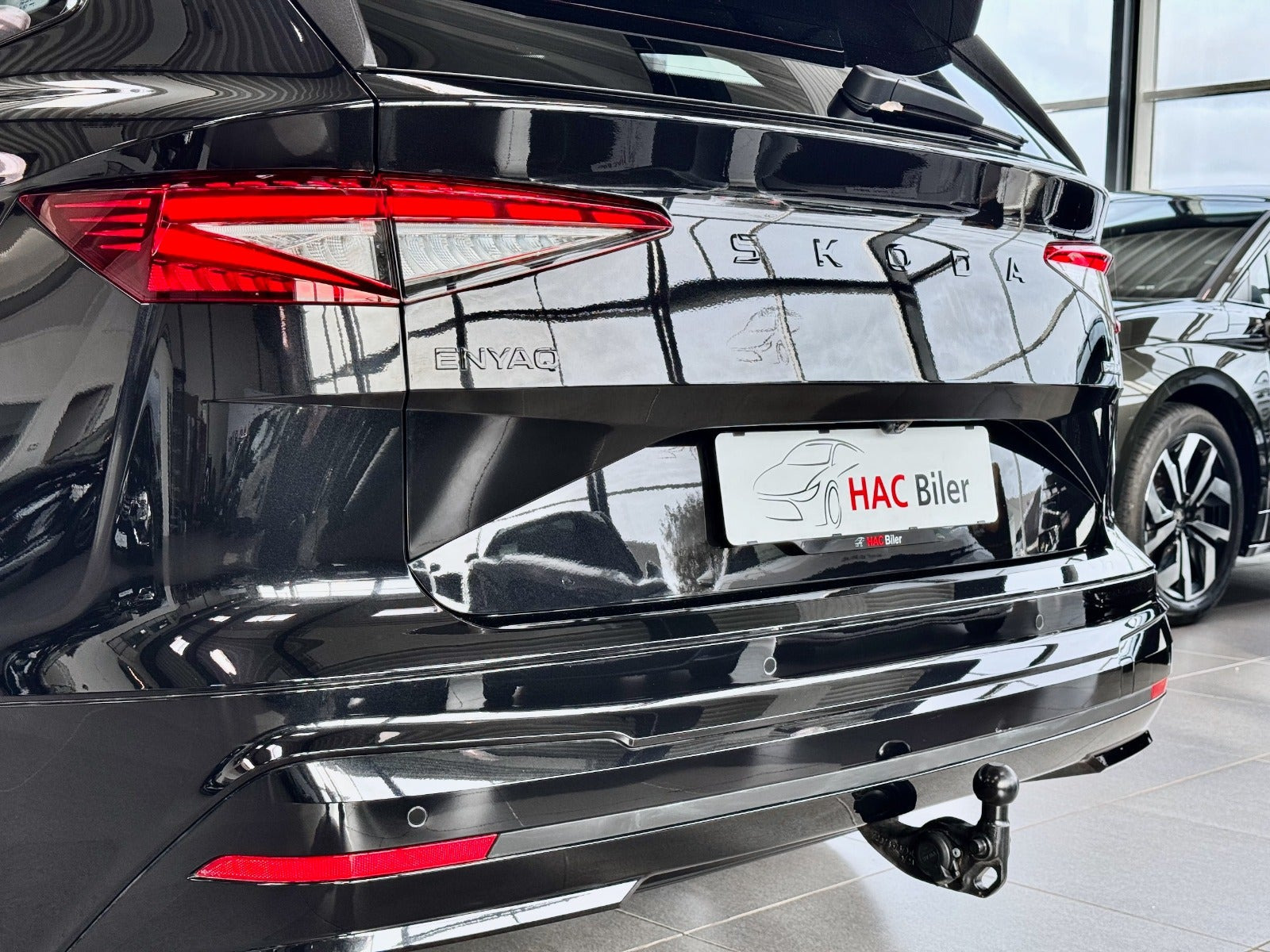 Sort Skoda Enyaq fra 2026