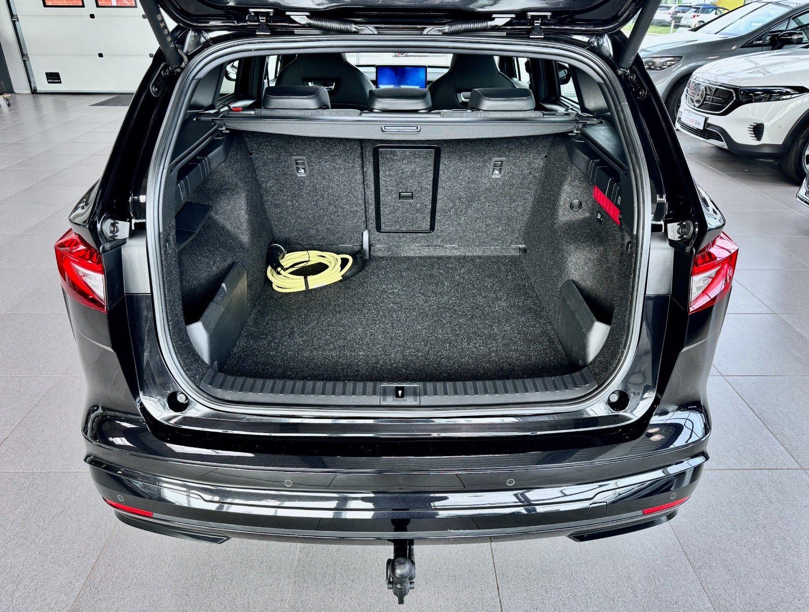 Sort Skoda Enyaq fra 2026