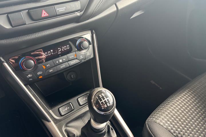 Blå Suzuki S-Cross fra 2022