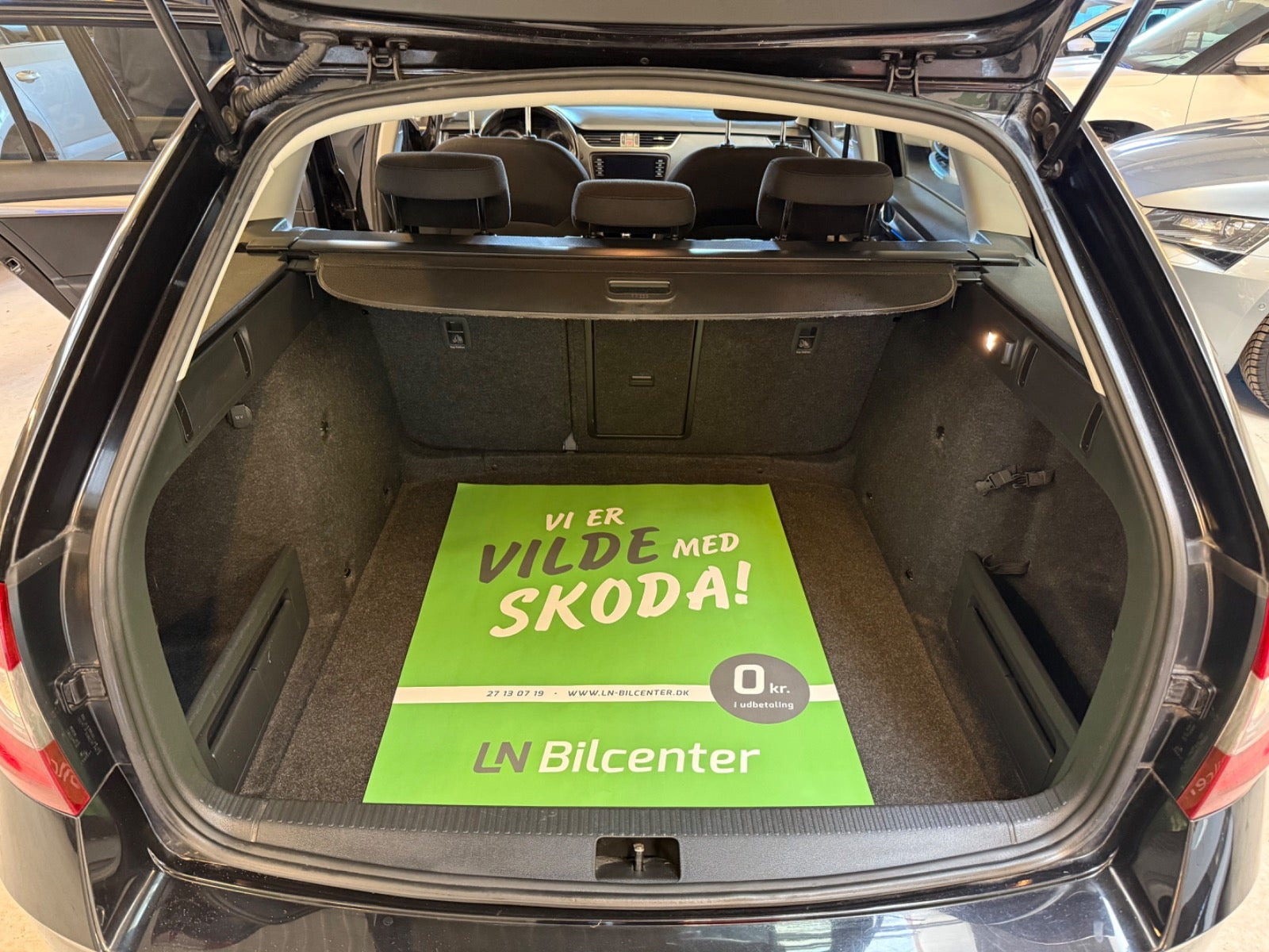 Sort Skoda Octavia fra 2018