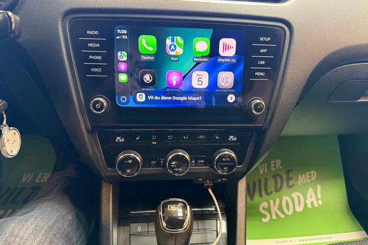 Sort Skoda Octavia fra 2018