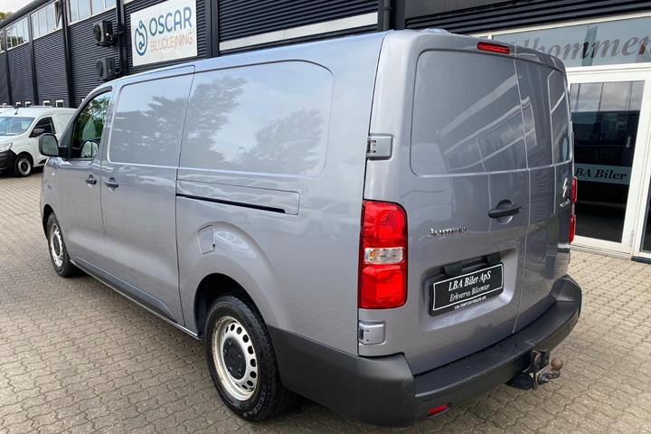Grå Citroën Jumpy fra 2023