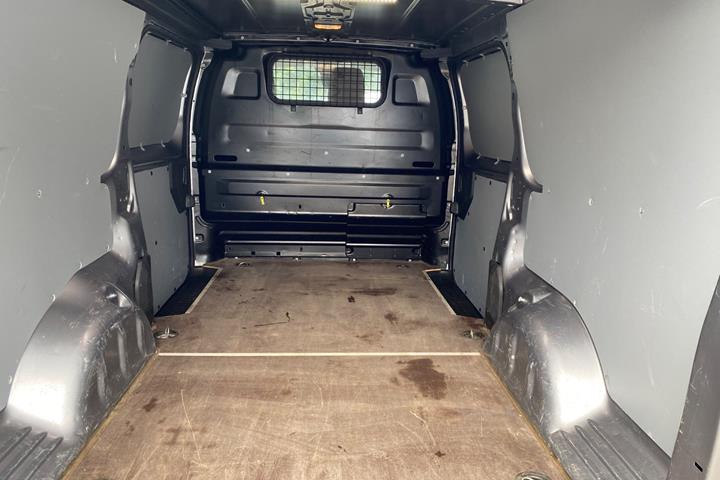 Grå Citroën Jumpy fra 2023