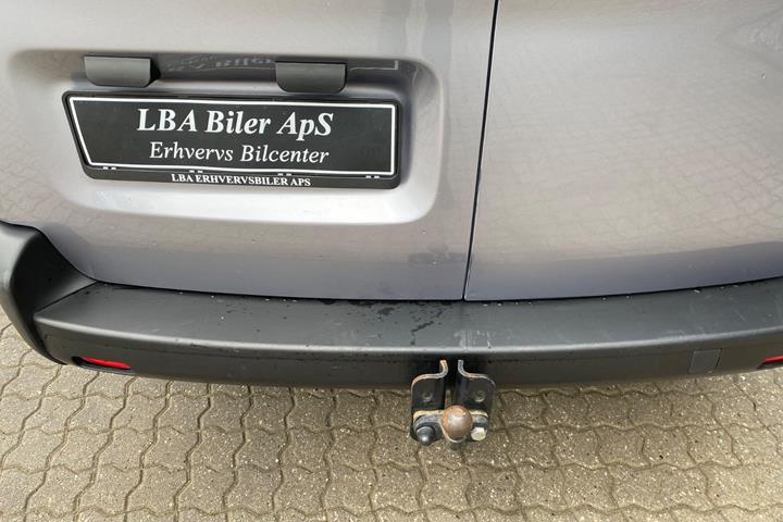 Grå Citroën Jumpy fra 2023