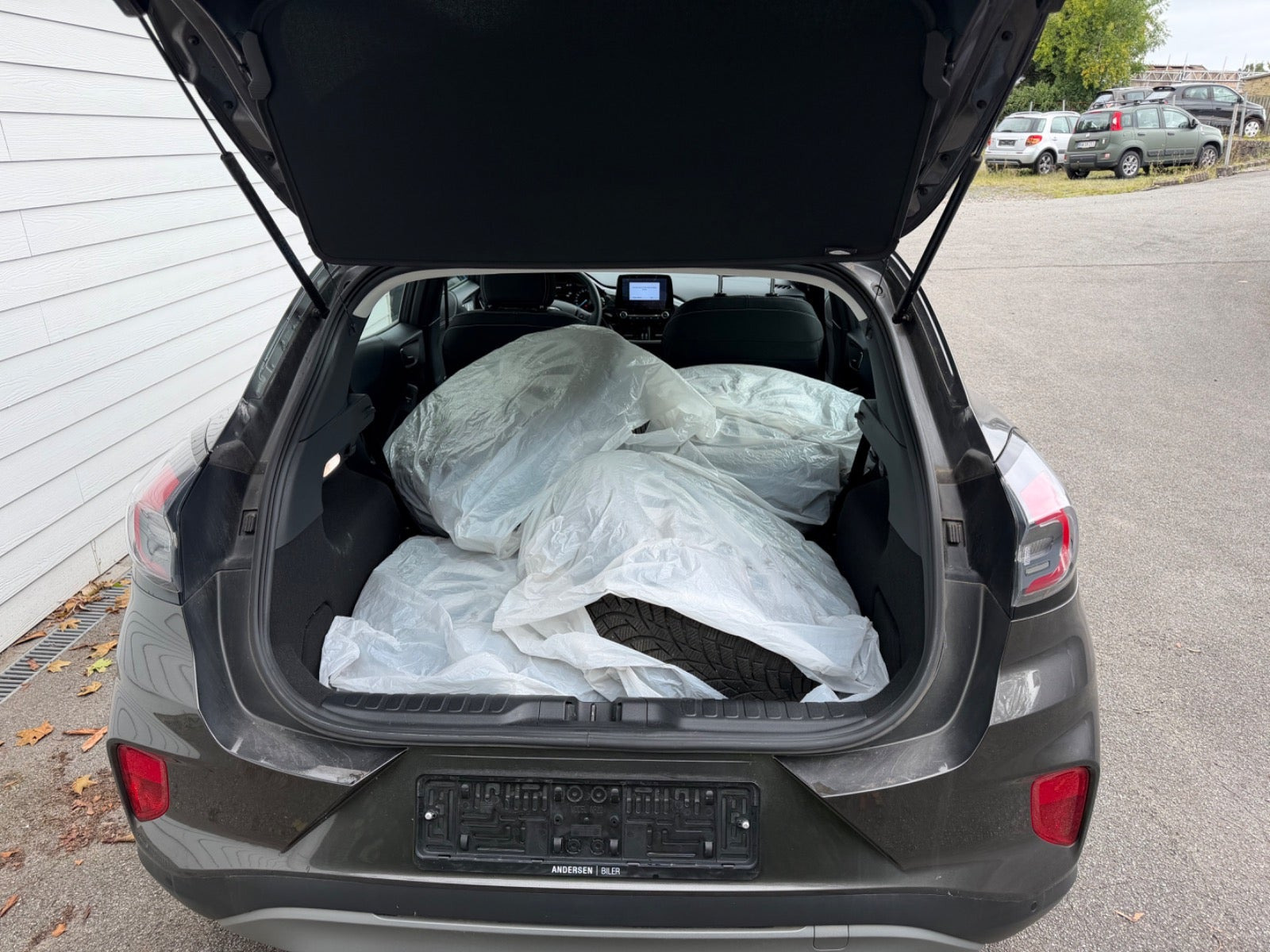 Grå Ford Puma fra 2021