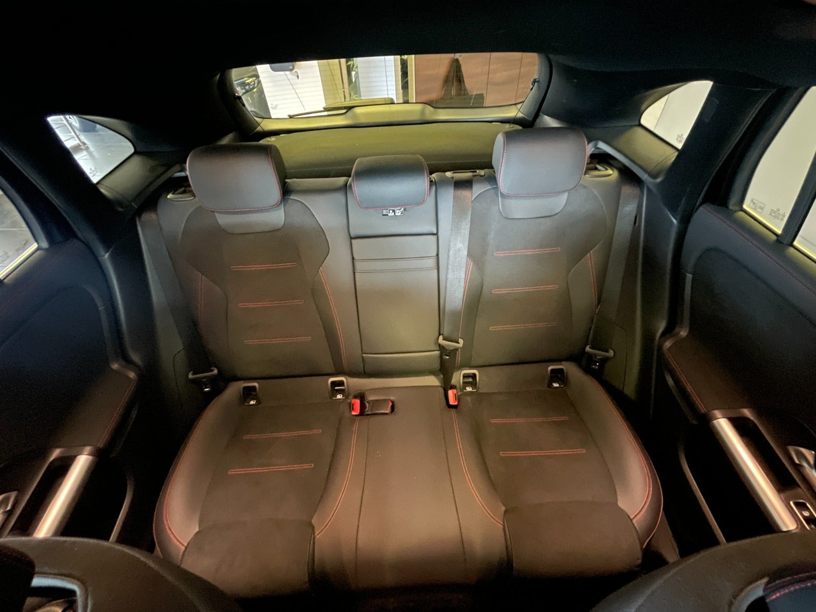 Sort Mercedes EQA250+ fra 2025
