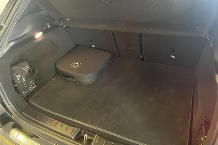 Sort Mercedes EQA250+ fra 2025
