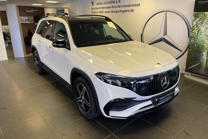 Hvid Mercedes EQB250+ fra 2026