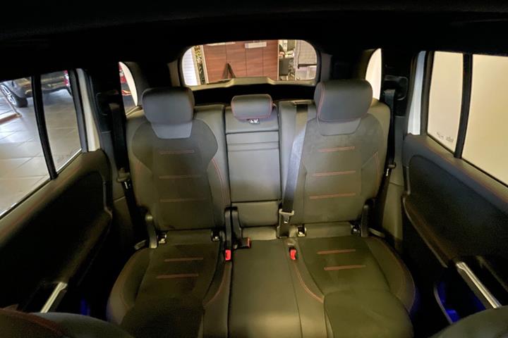 Hvid Mercedes EQB250+ fra 2026