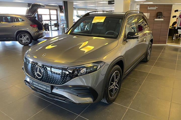 Grå Mercedes EQB250+ fra 2026