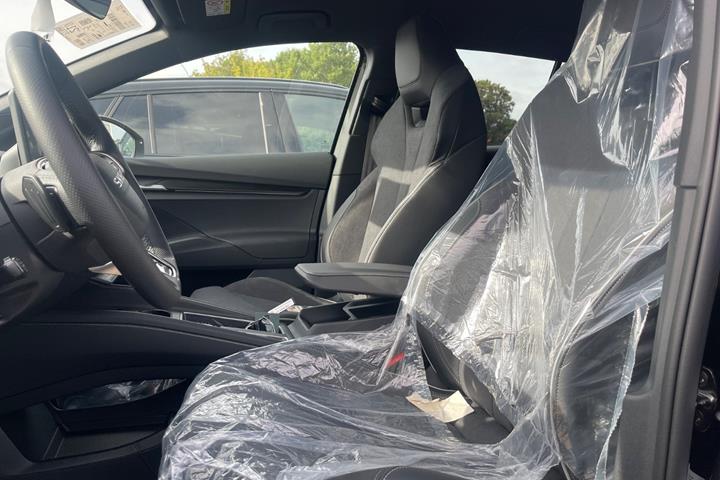Sort Skoda Elroq fra 2027