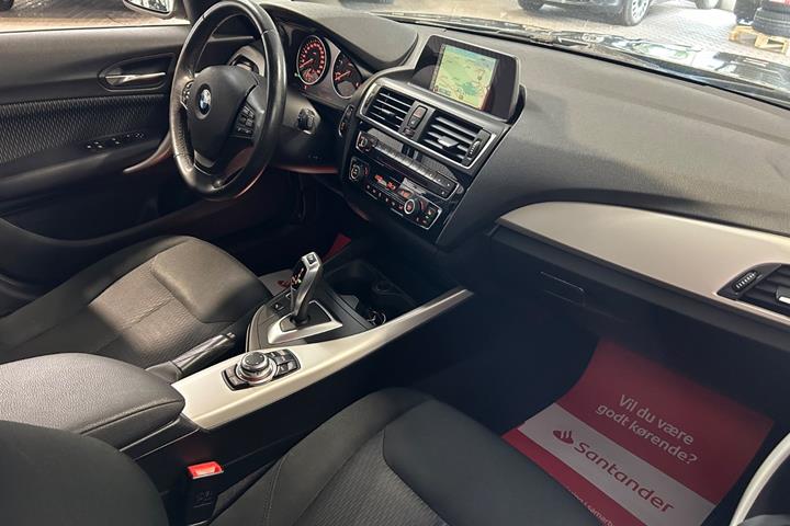 Orange BMW 118d fra 2017