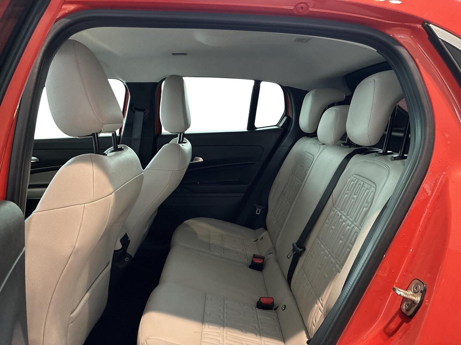 Orange Fiat 600e fra 2025