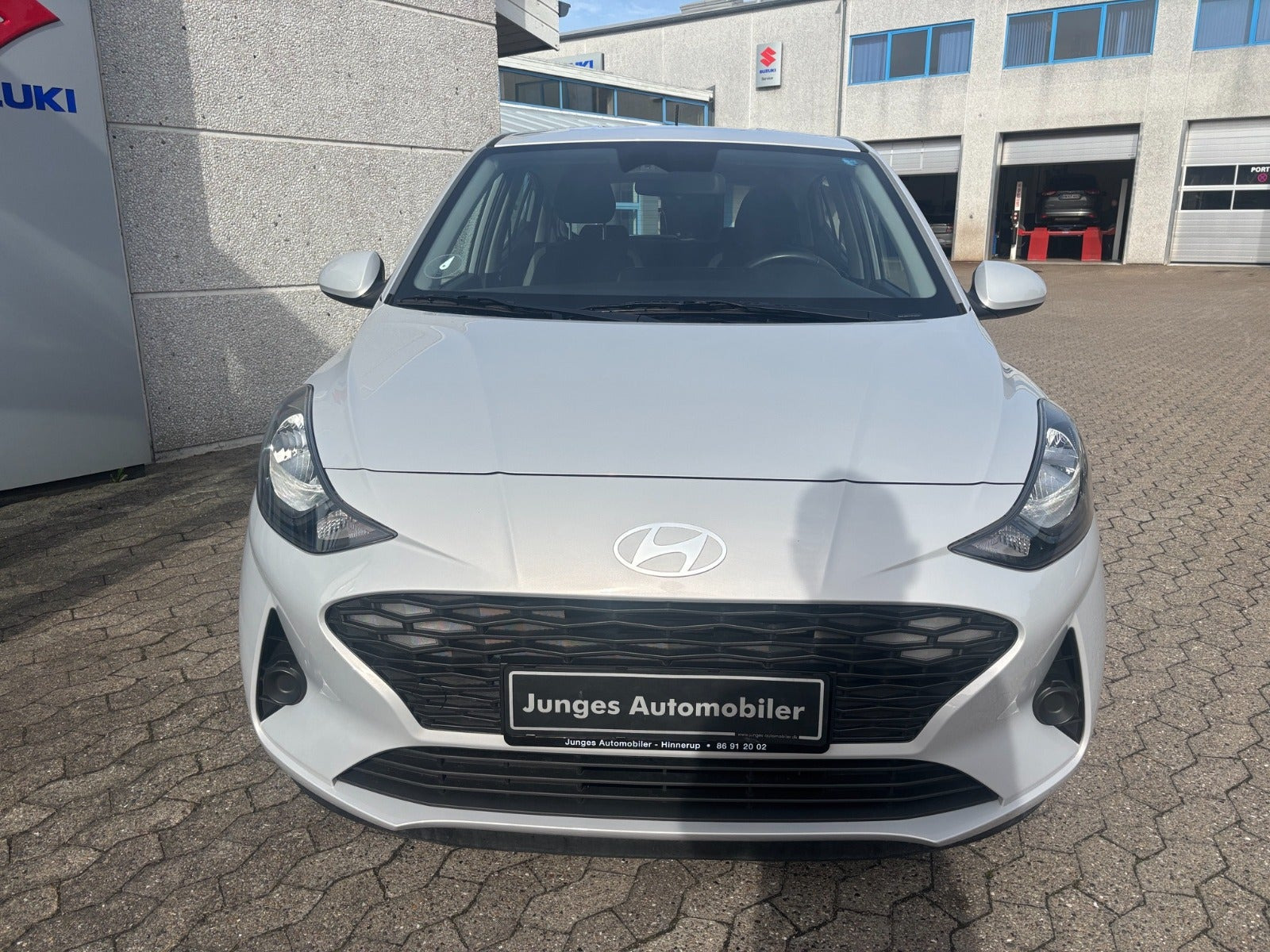 Hvid Hyundai i10 fra 2024