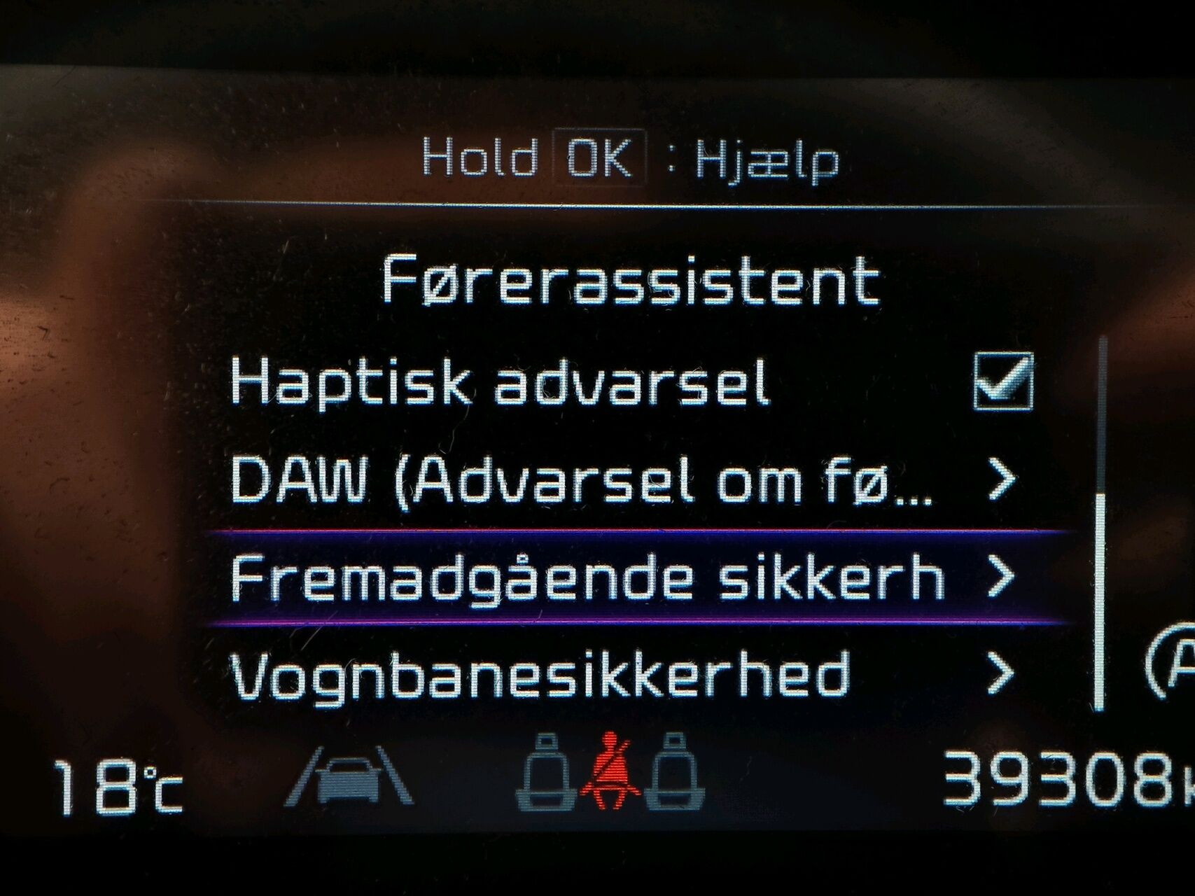 Grå Kia Ceed fra 2023