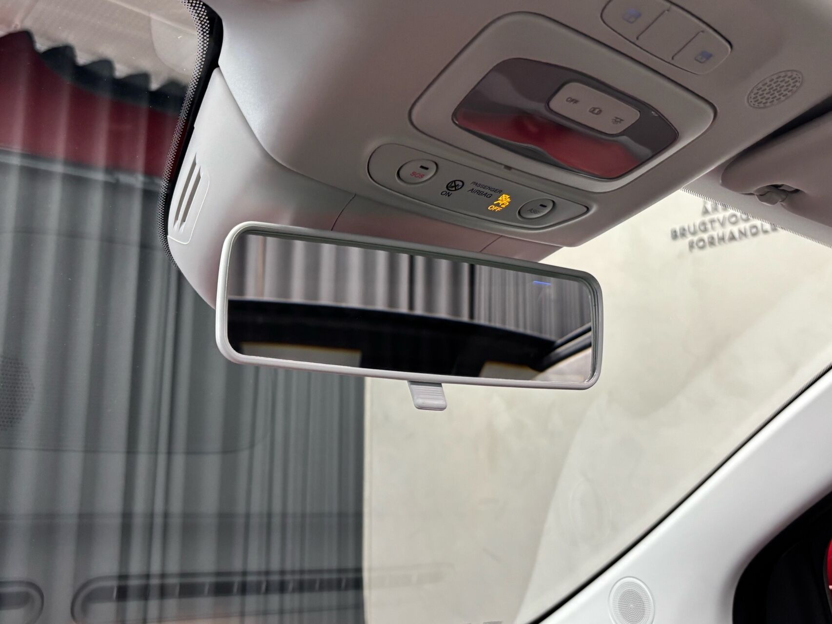 Rød Fiat 500e fra 2023
