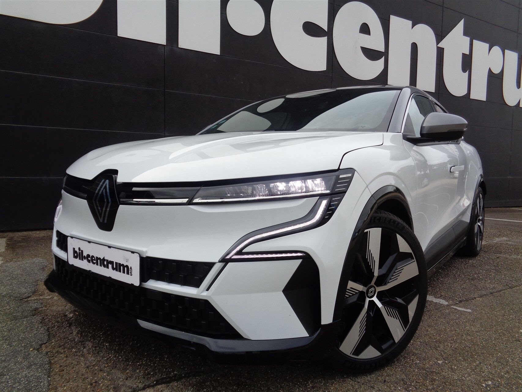 Renault Mégane E-TECH Techno 220HK 5d Aut.
