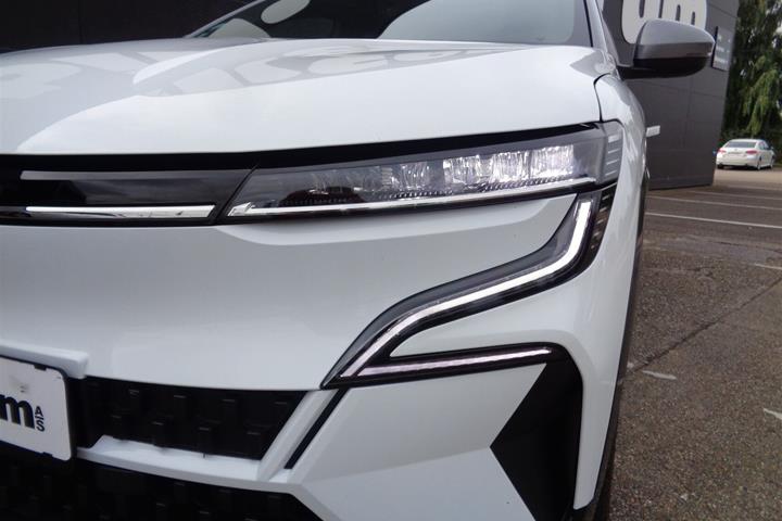 Grå Renault Mégane fra 2022