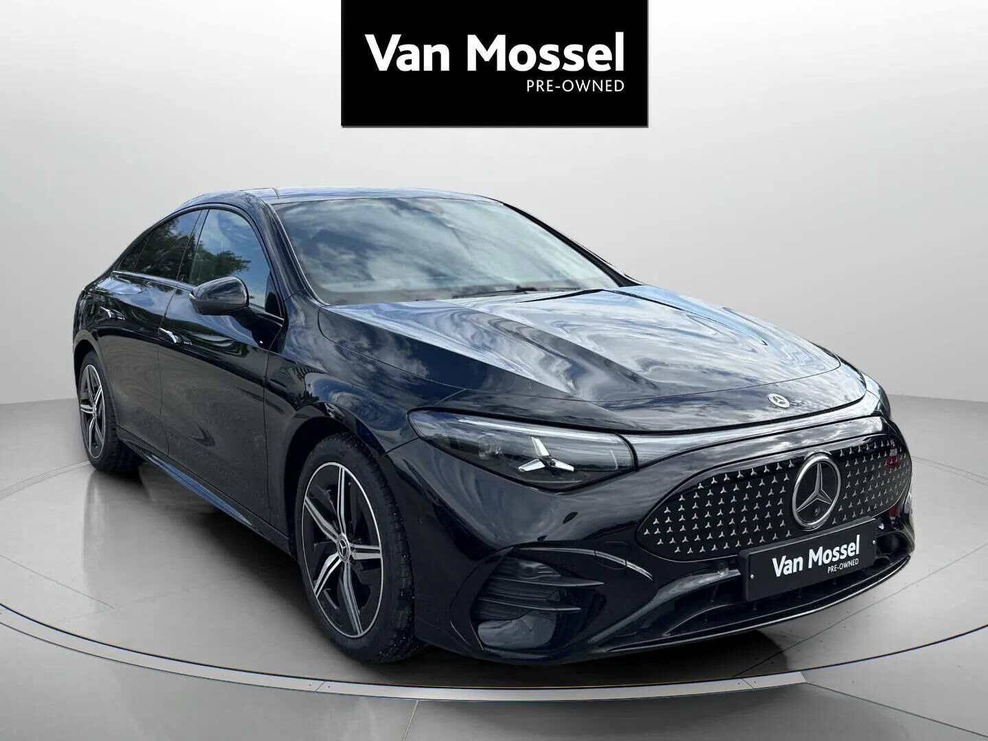 Sort Mercedes CLA250+ fra 2025