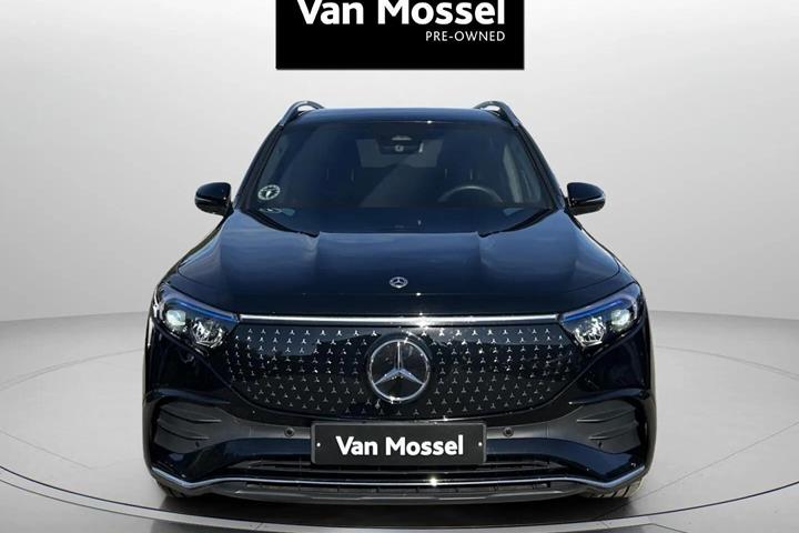 Sort Mercedes EQB250+ fra 2025