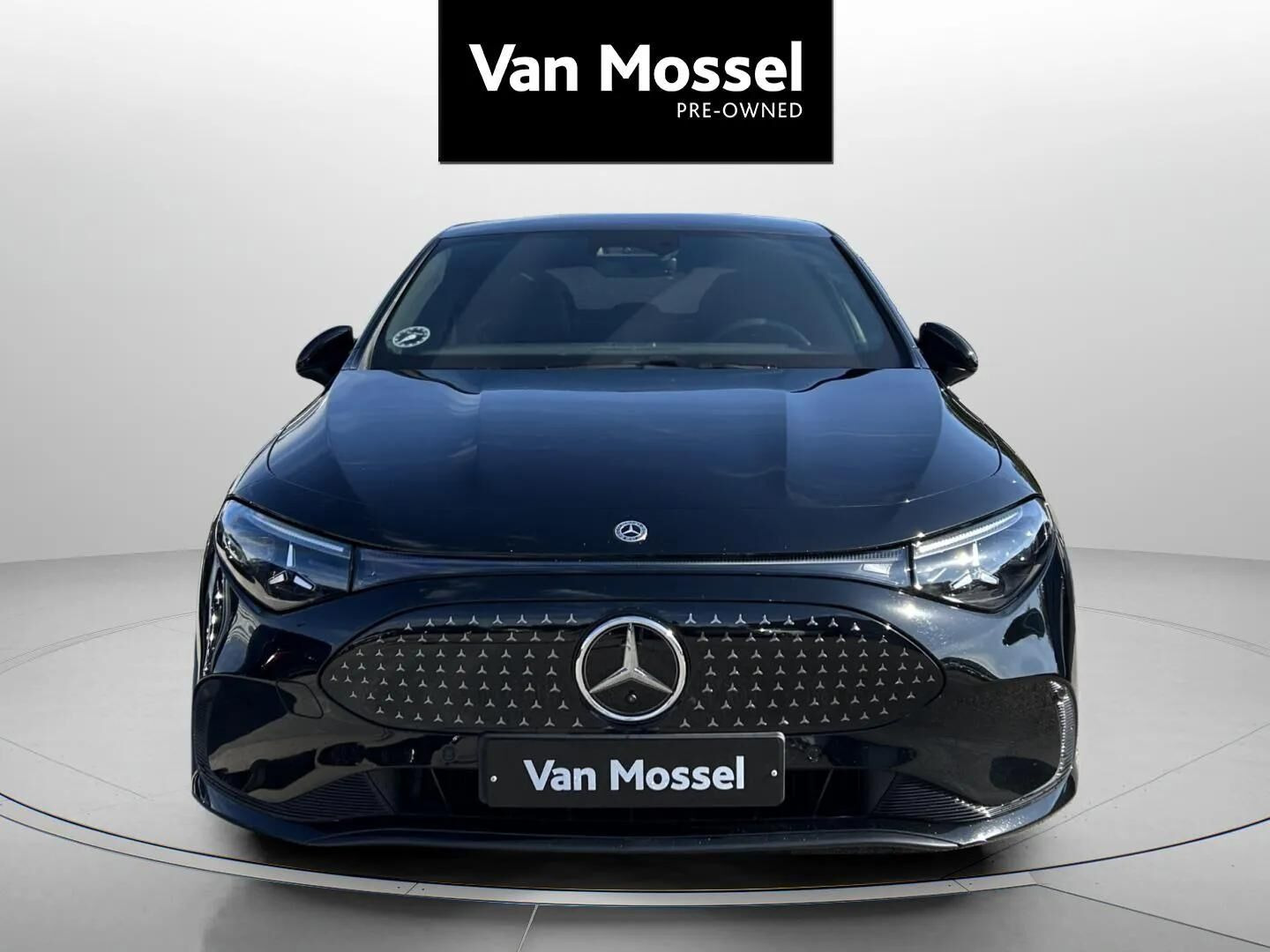 Sort Mercedes CLA250+ fra 2025