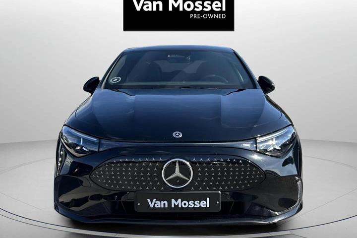 Sort Mercedes CLA250+ fra 2025