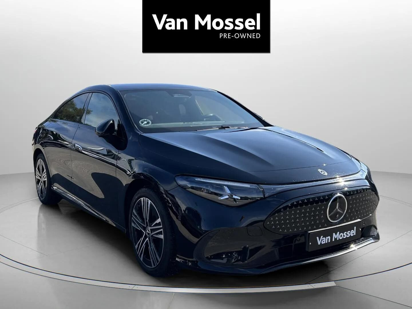 Sort Mercedes CLA250+ fra 2025