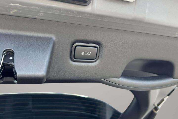 Grå Hyundai Ioniq 5 fra 2025