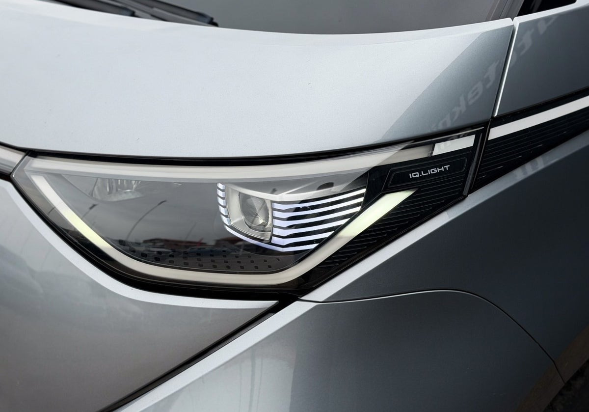 Sølv VW ID.Buzz fra 2024