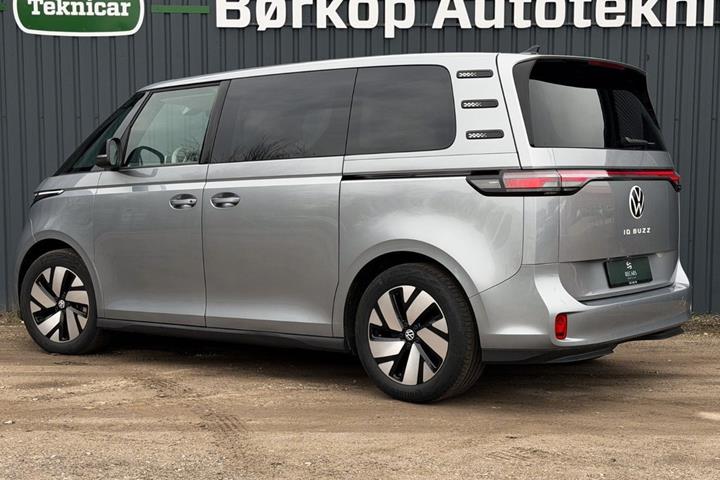 Sølv VW ID.Buzz fra 2024