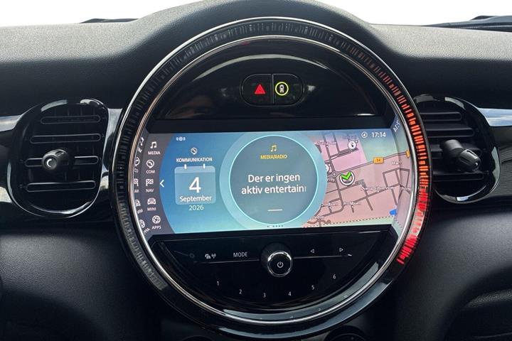 Hvid Mini Cooper SE fra 2022