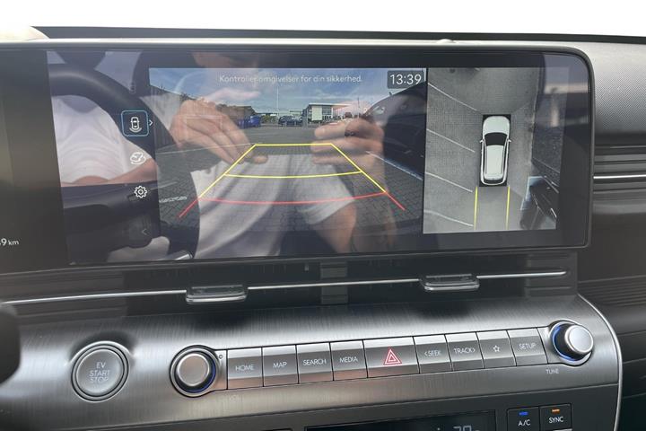 Hvid Hyundai Kona fra 2024