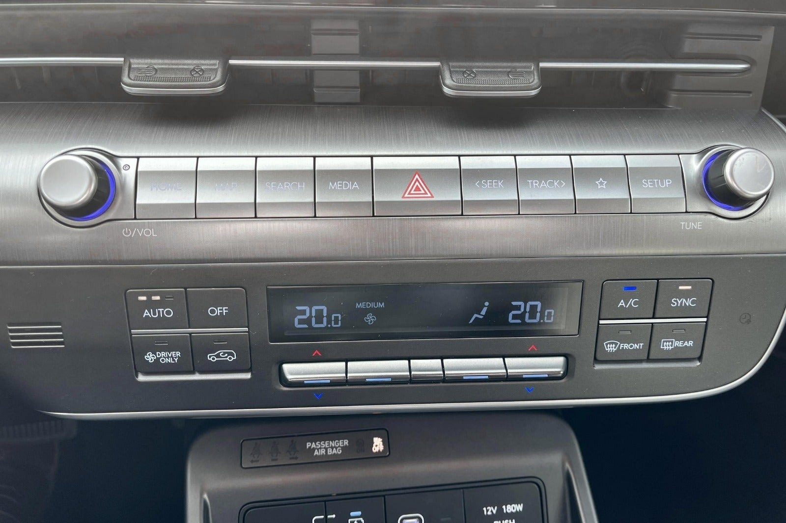Sølv Hyundai Kona fra 2024