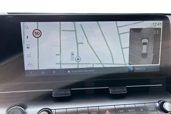 Sølv Hyundai Kona fra 2024