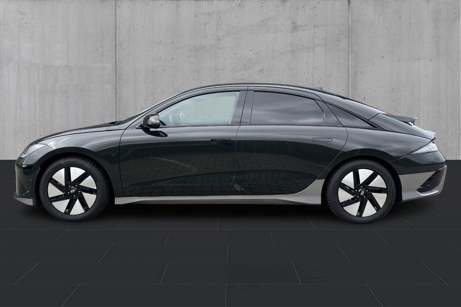 Grøn Hyundai Ioniq 6 fra 2024