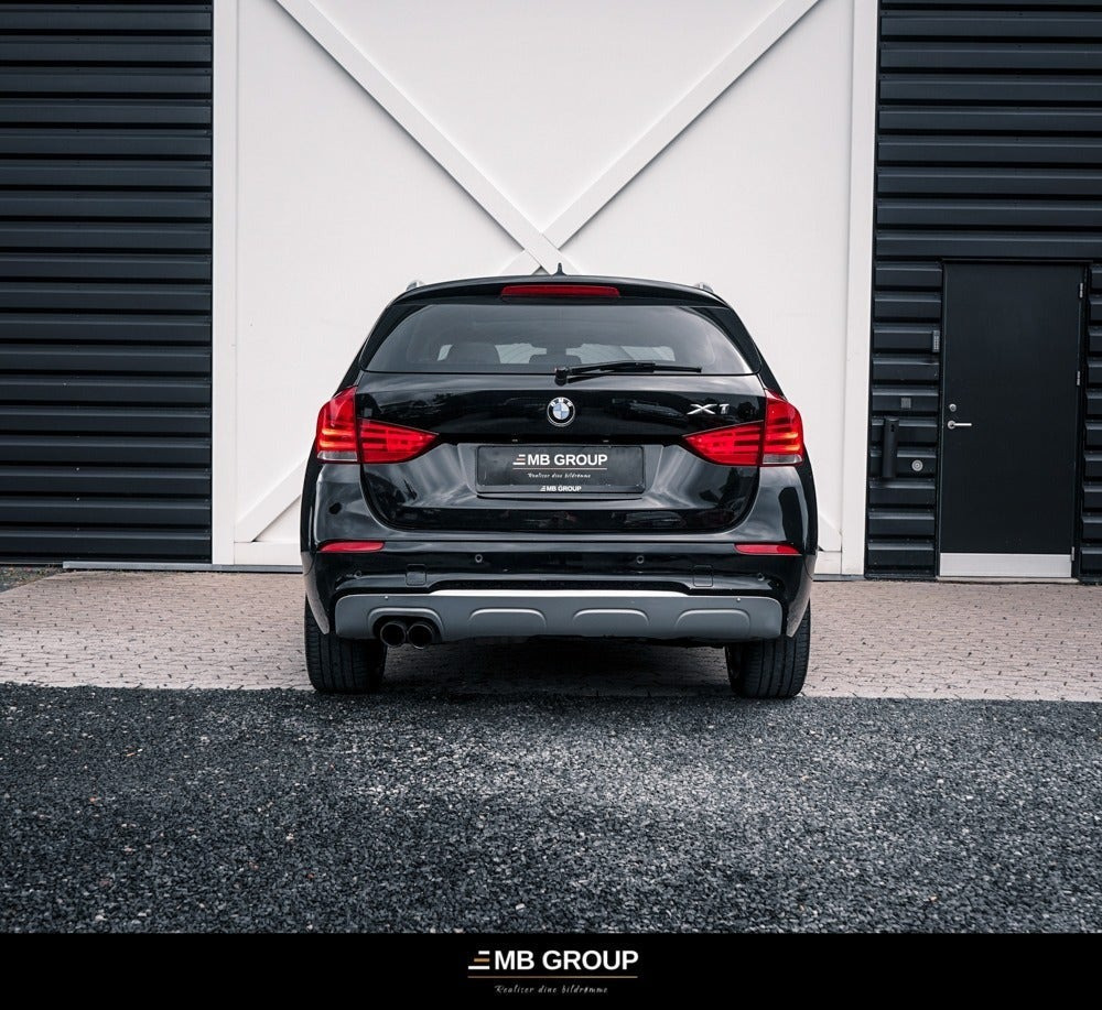 Sort BMW X1 fra 2013