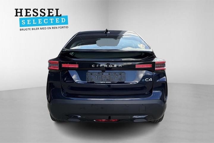 Blå Citroën ë-C4 fra 2025