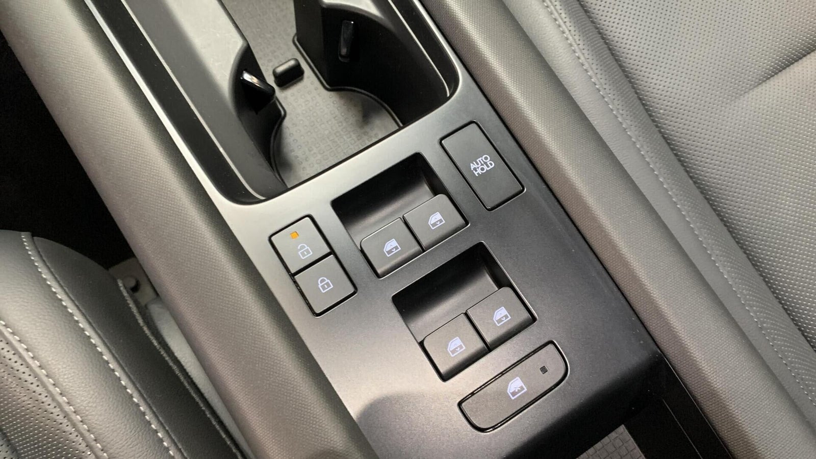 Sort Hyundai Ioniq 6 fra 2023