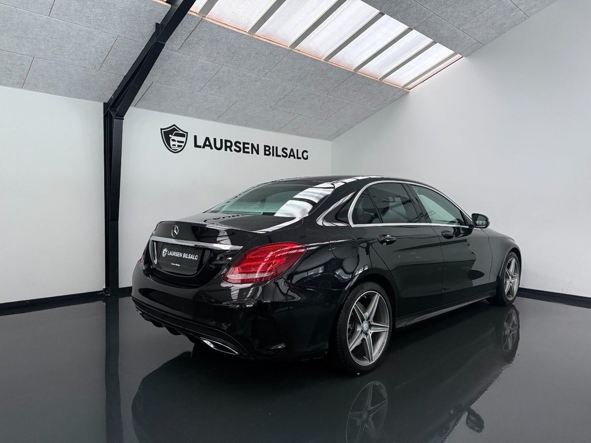 Sort Mercedes C220 d fra 2016