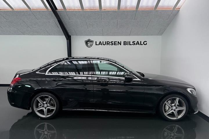 Sort Mercedes C220 d fra 2016