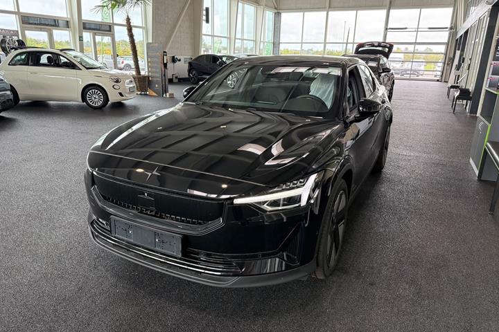 Sort Polestar 2 fra 2025
