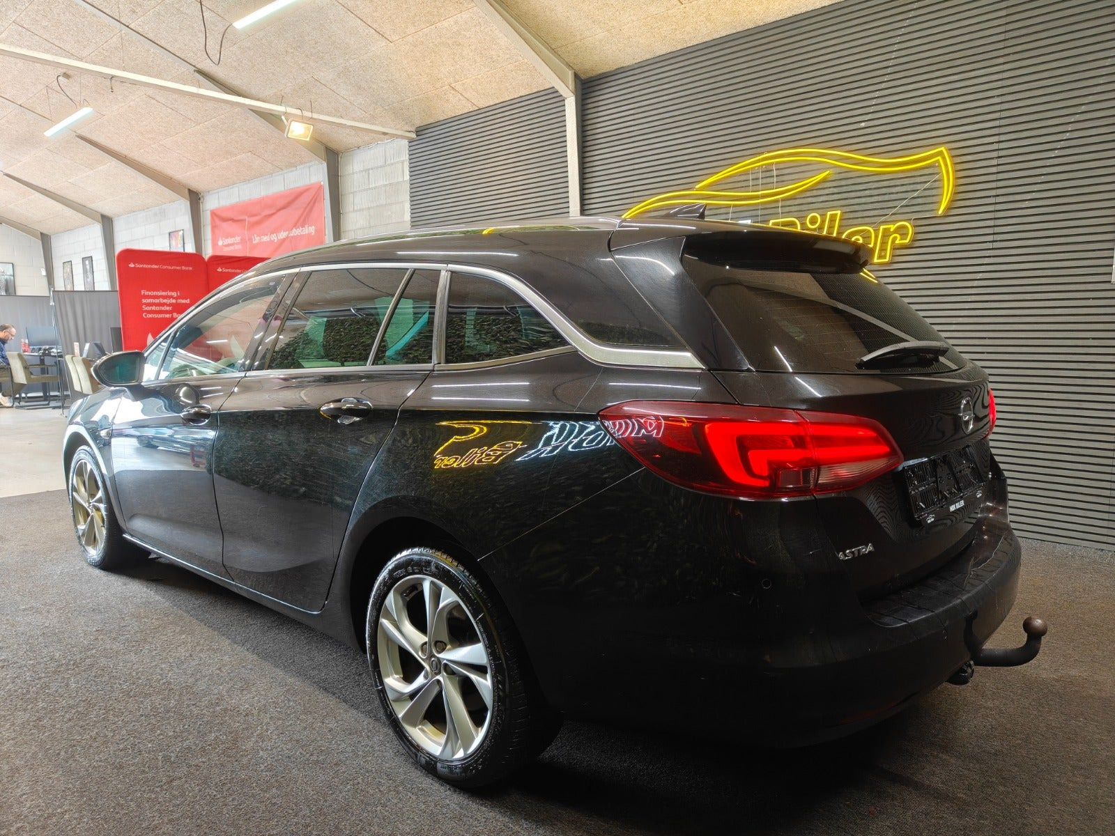 undefined Opel Astra fra 2017