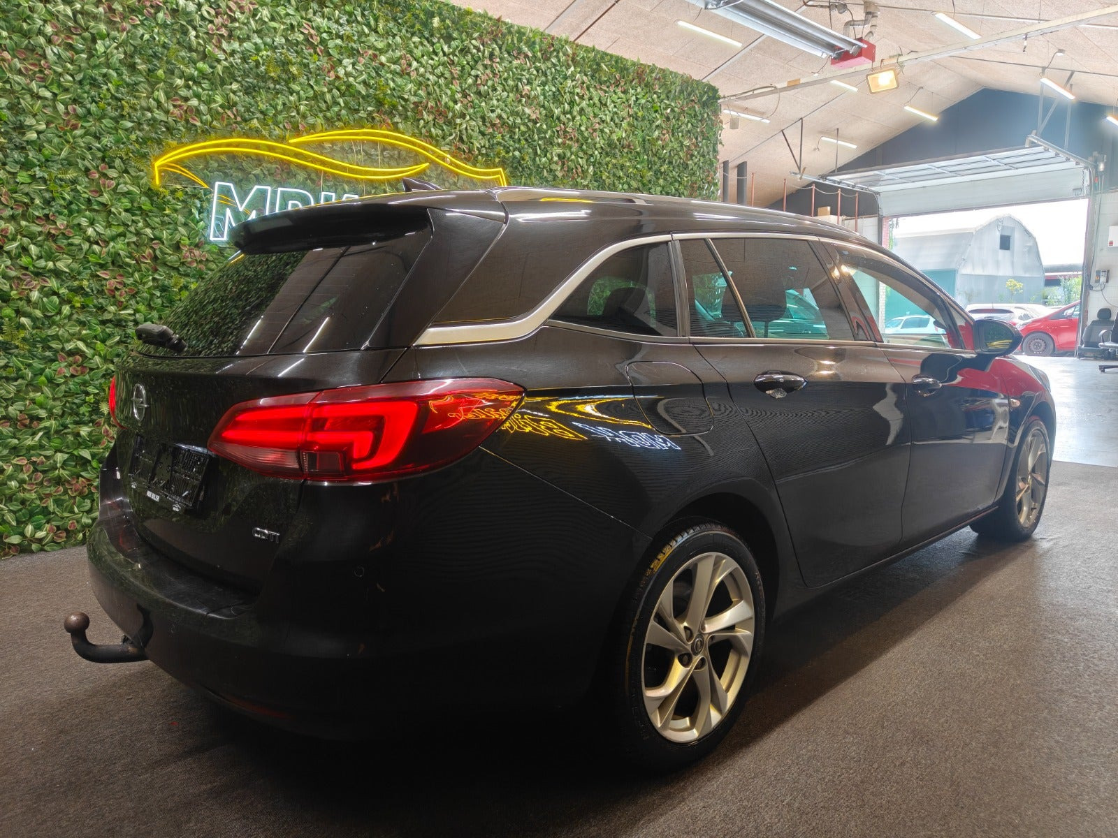 undefined Opel Astra fra 2017