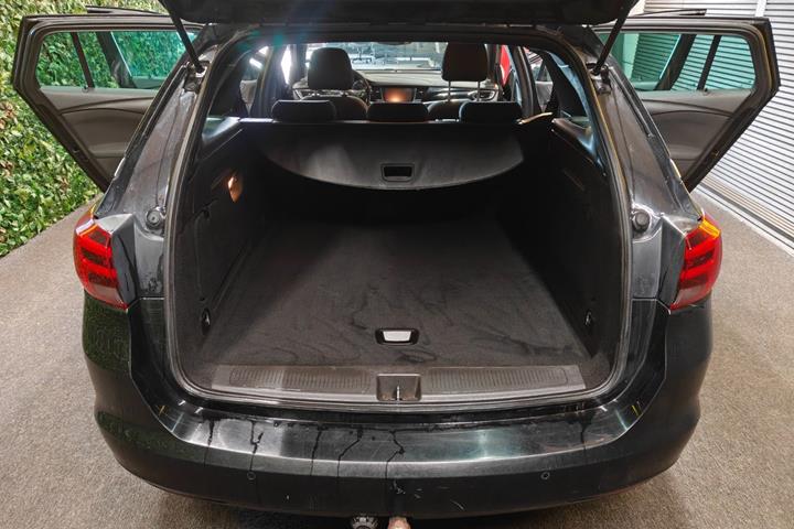 undefined Opel Astra fra 2017