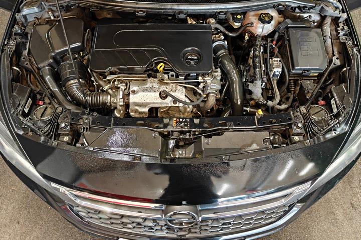 undefined Opel Astra fra 2017