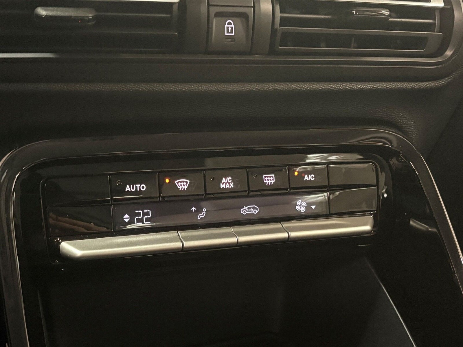 Rød Citroën e-C3 Aircross fra 2025