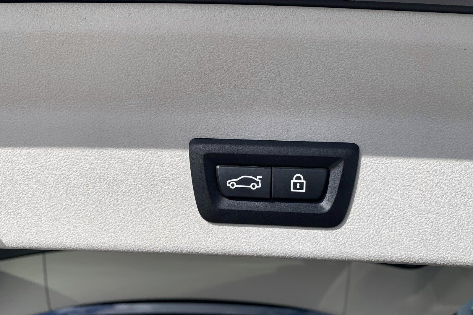 Sort BMW iX3 fra 2021