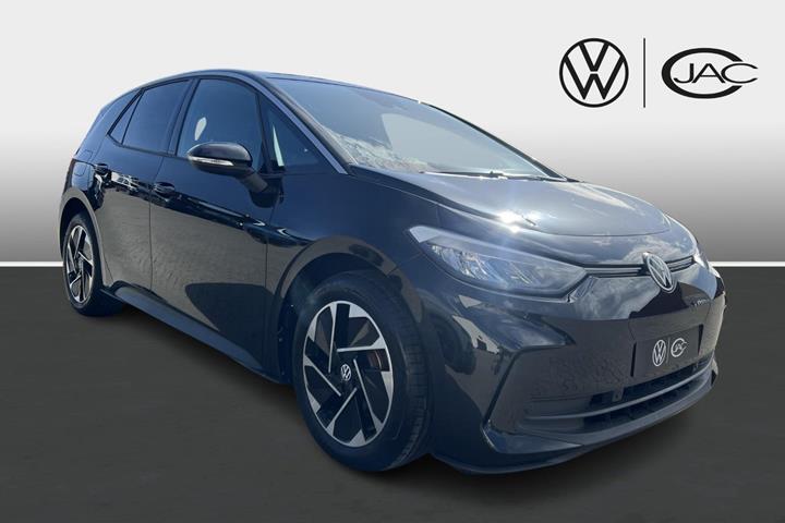 Sort VW ID.3 fra 2025 set udefra